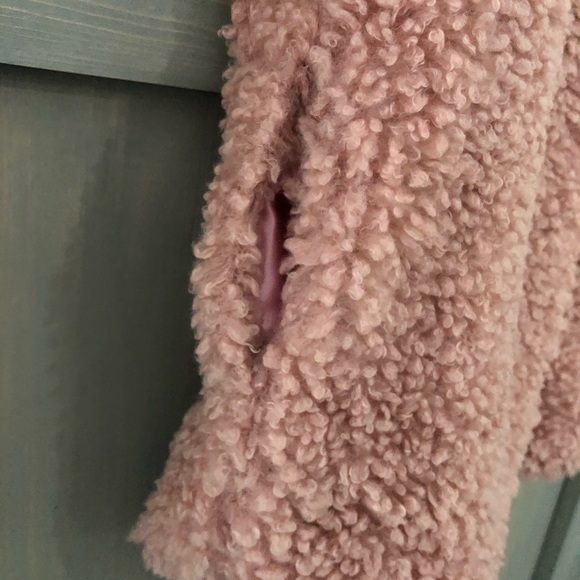 LOF Faux Fur Blush Pink Sherpa Style Vest One Size - Picture 4 of 7